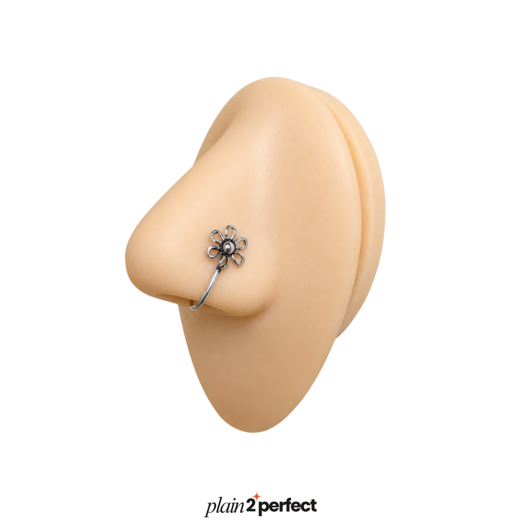 จิวจมูกไม่เจาะดอกไม้วินเทจ เงินแท้ | Sterling Silver Oxidized Flower Nose Cuff