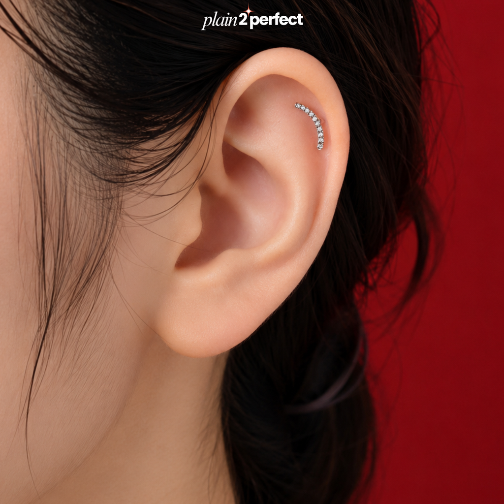 จิวหูโค้งฝังเพชร Flat Back | Titanium Curved CZ Stud