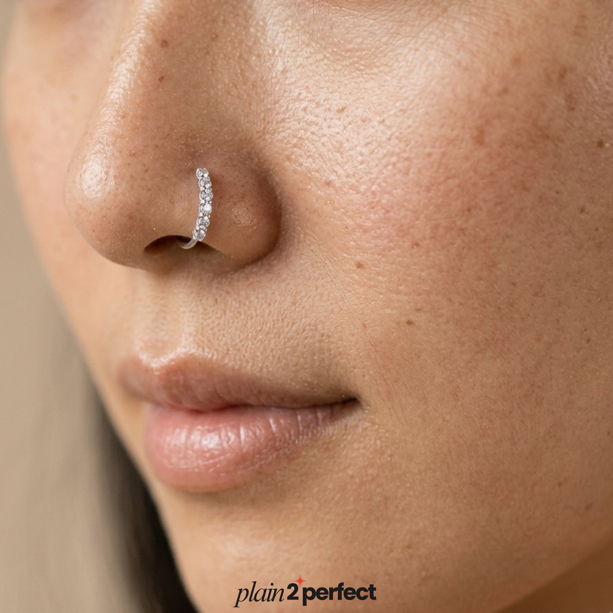 จิวห่วงเพชรเรียง เงินแท้ |  Sterling Silver Pavé Crystal Hoop Piercing