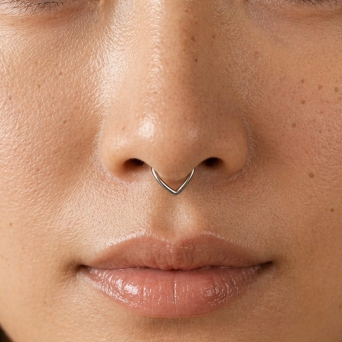จิวแบบเจาะ ทรงหยดน้ำ | Petal Drop Piercing